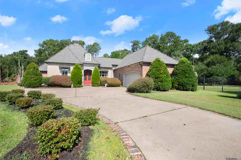 Homes For Sale - 19307 Country Club Ln<br/> Hammond, LA 70401
