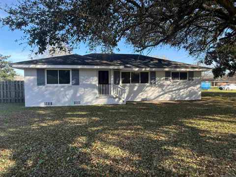 Homes For Sale - 7456 La Hwy 308<br/> Assumption County, Donaldsonville, LA 70346