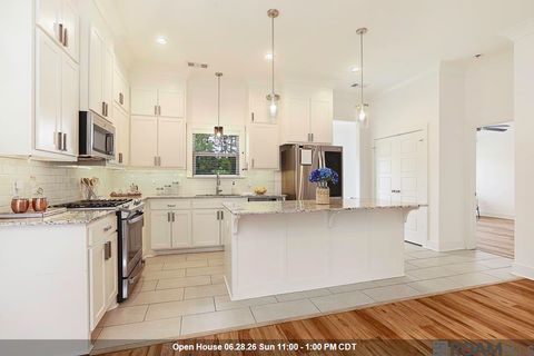 Homes For Sale - 15543 Fields Creek Ave<br/> Baton Rouge, LA 70816