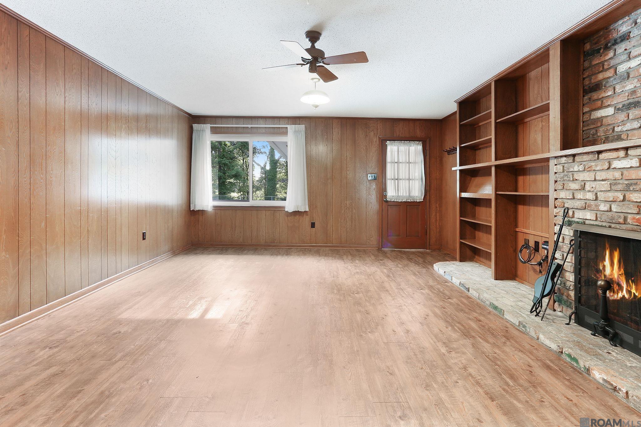 375 Woodcliff Dr, Baton Rouge, Louisiana image 3