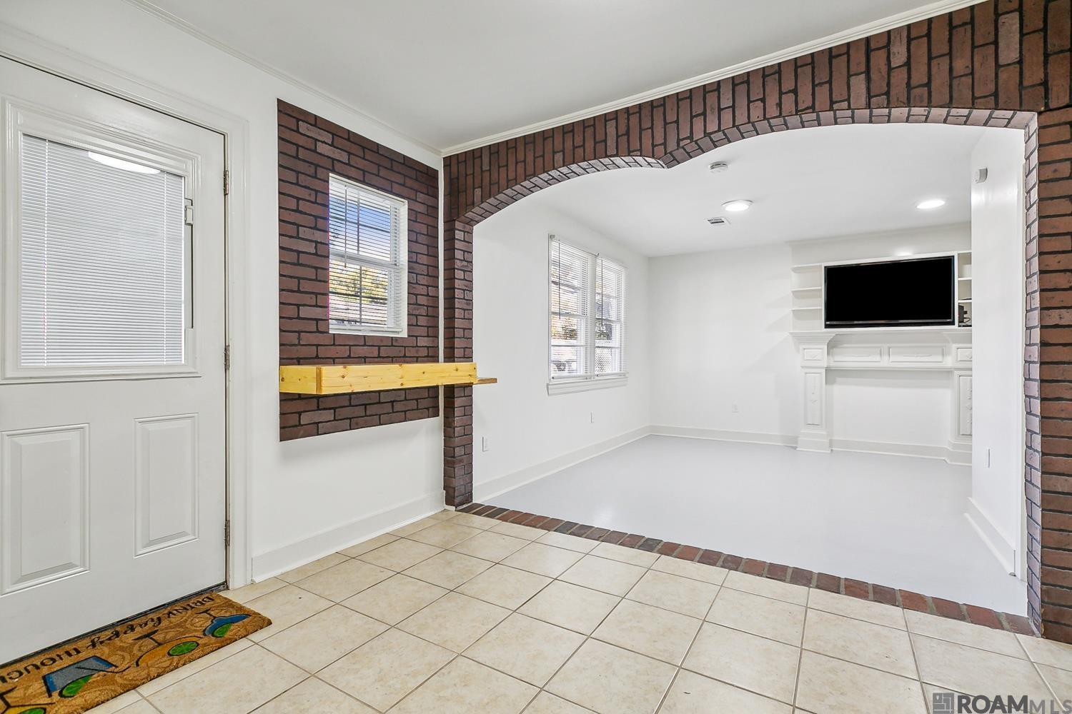 10925 Tams Dr, Baton Rouge, Louisiana image 3