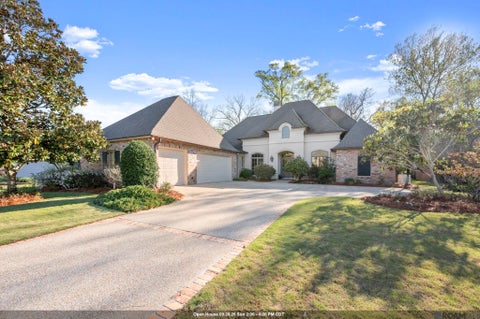 Homes For Sale - 15131 Championship Dr<br/> Baton Rouge, LA 70810