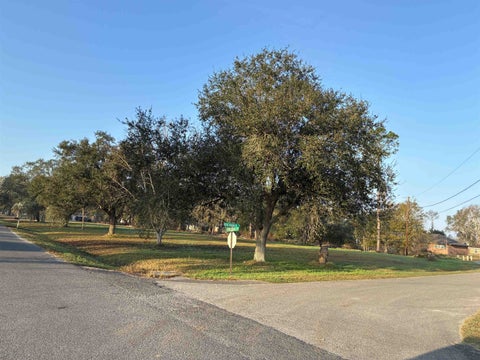Vacant Land For Sale - 500 Supercharge Drive<br/> Thibodaux, LA 70301