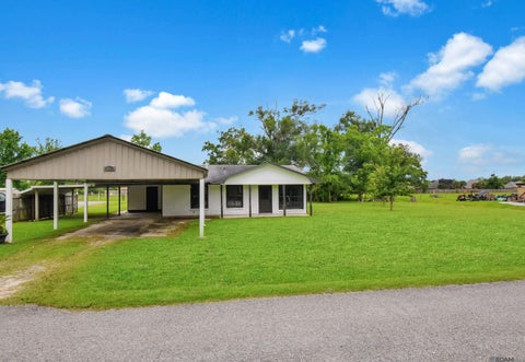 Homes For Sale - 41253 Rhea St<br/> Gonzales, LA 70737