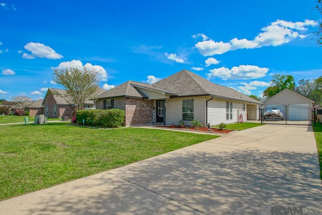 12250 Cottage Hill Dr, Walker, Louisiana image 2