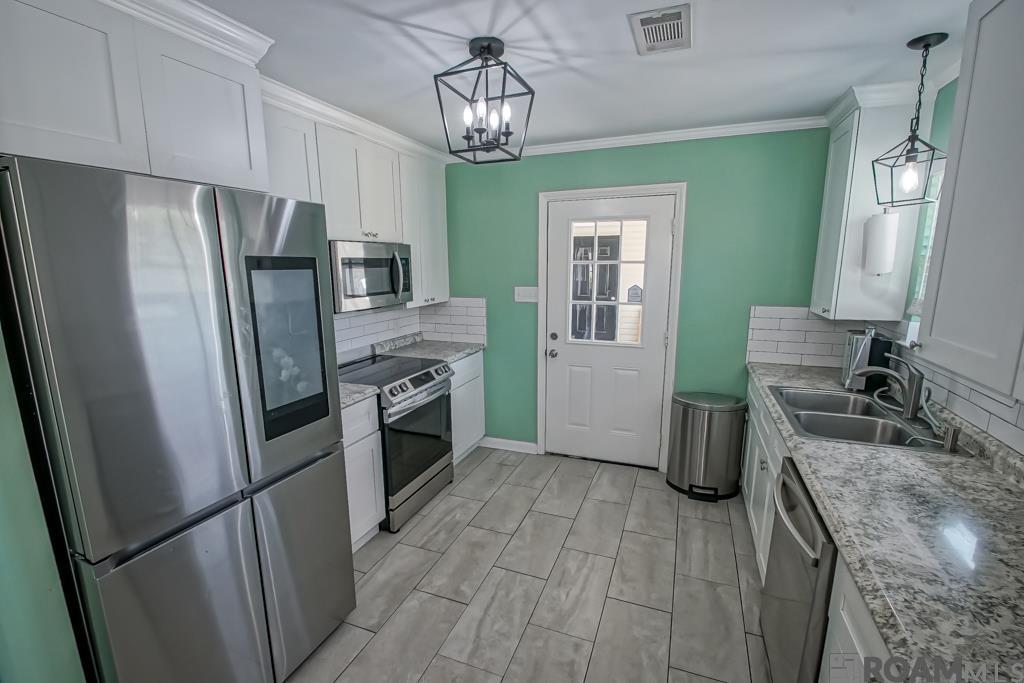 12250 Cottage Hill Dr, Walker, Louisiana image 9