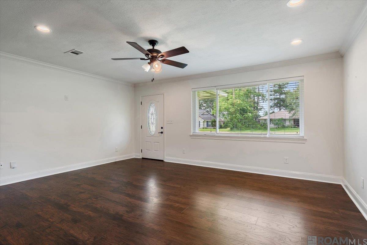 222 Janmar St, Denham Springs, Louisiana image 9