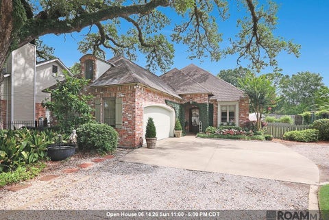 Homes For Sale - 1501 Perkins Rd<br/> Baton Rouge, LA 70808
