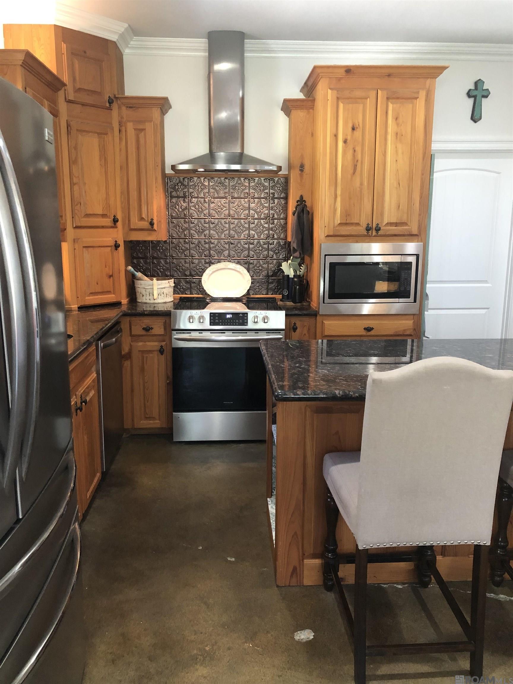 481 Tranquility Dr, Denham Springs, Louisiana image 2