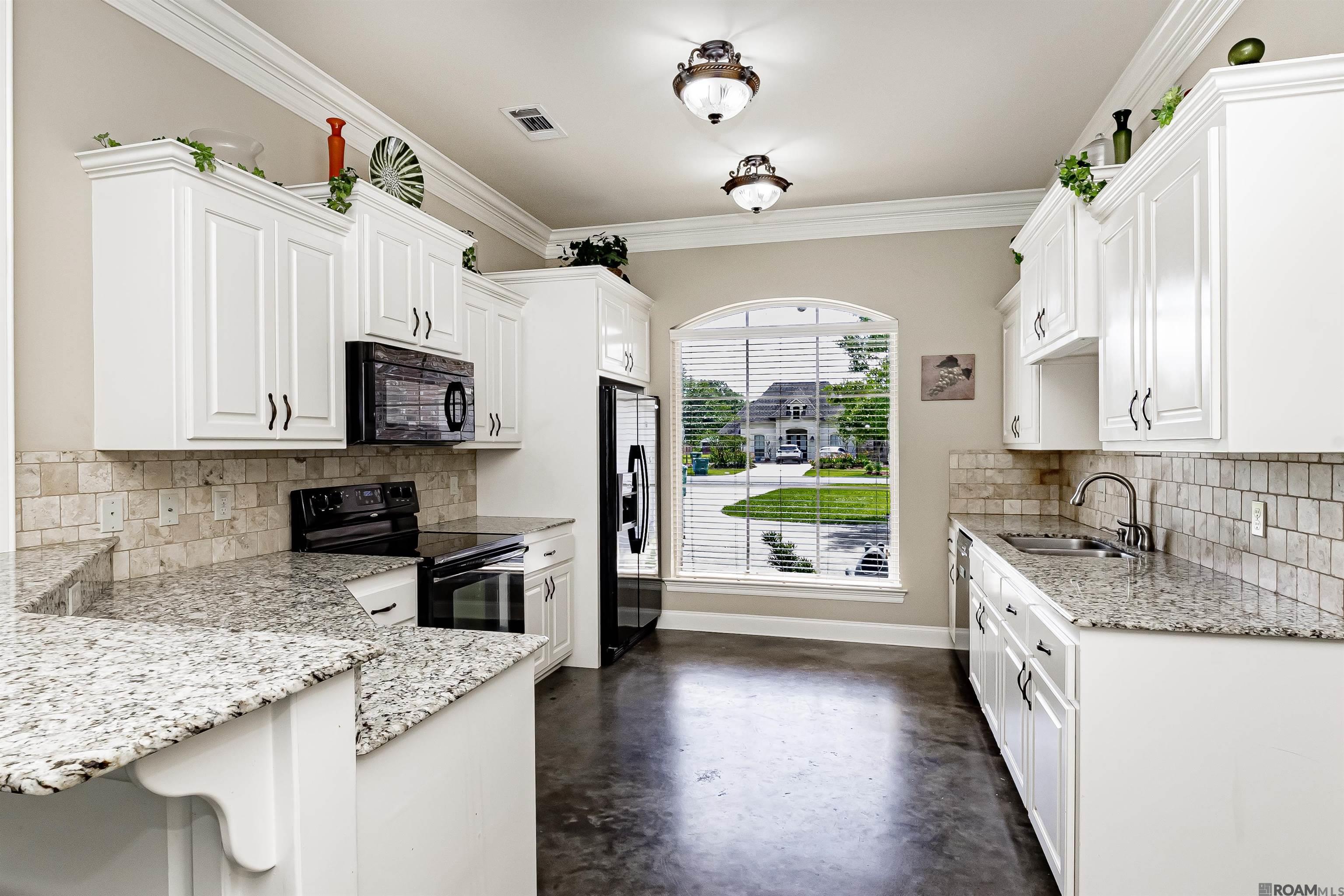 650 Esperanza Dr, Port Allen, Louisiana image 7