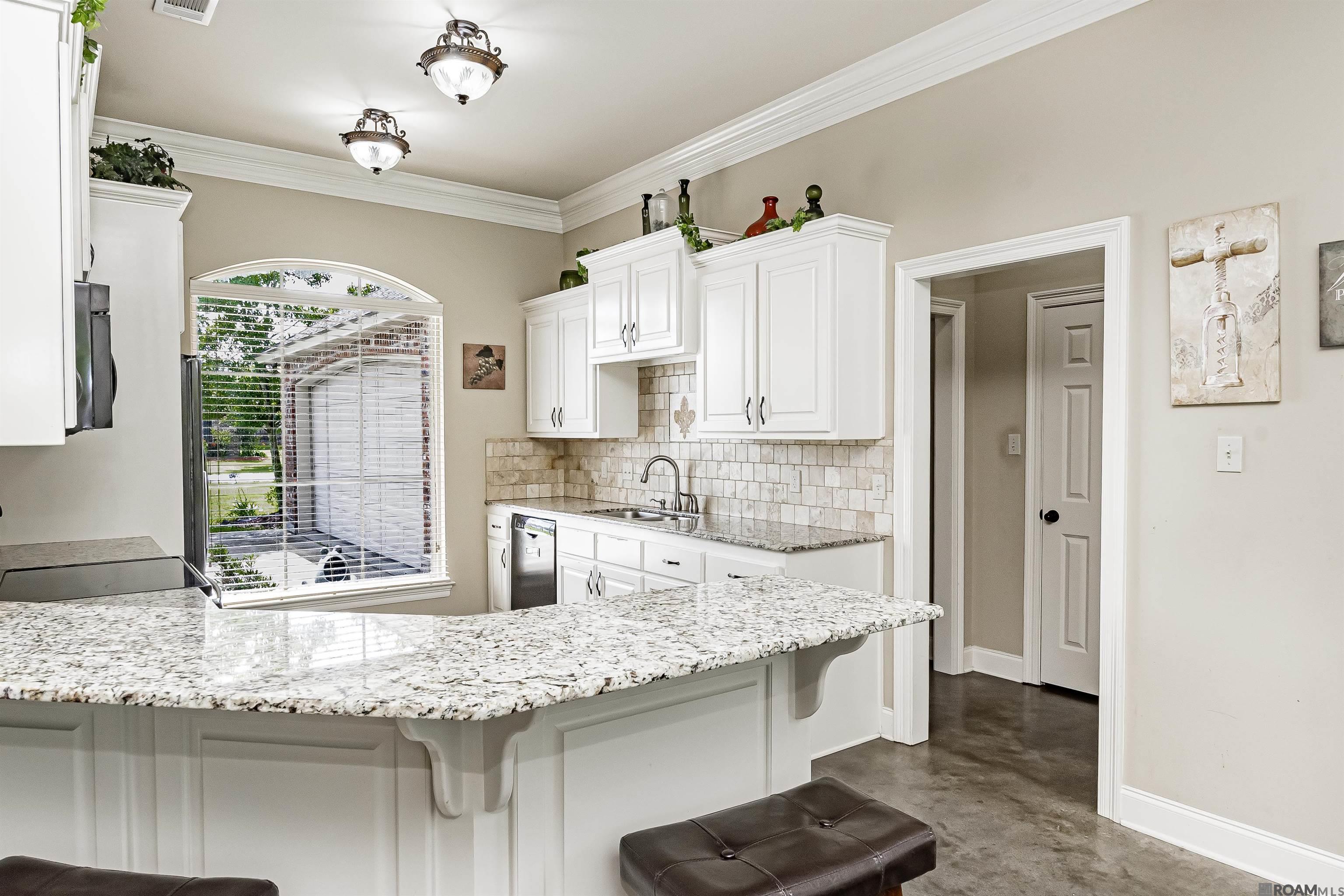 650 Esperanza Dr, Port Allen, Louisiana image 6