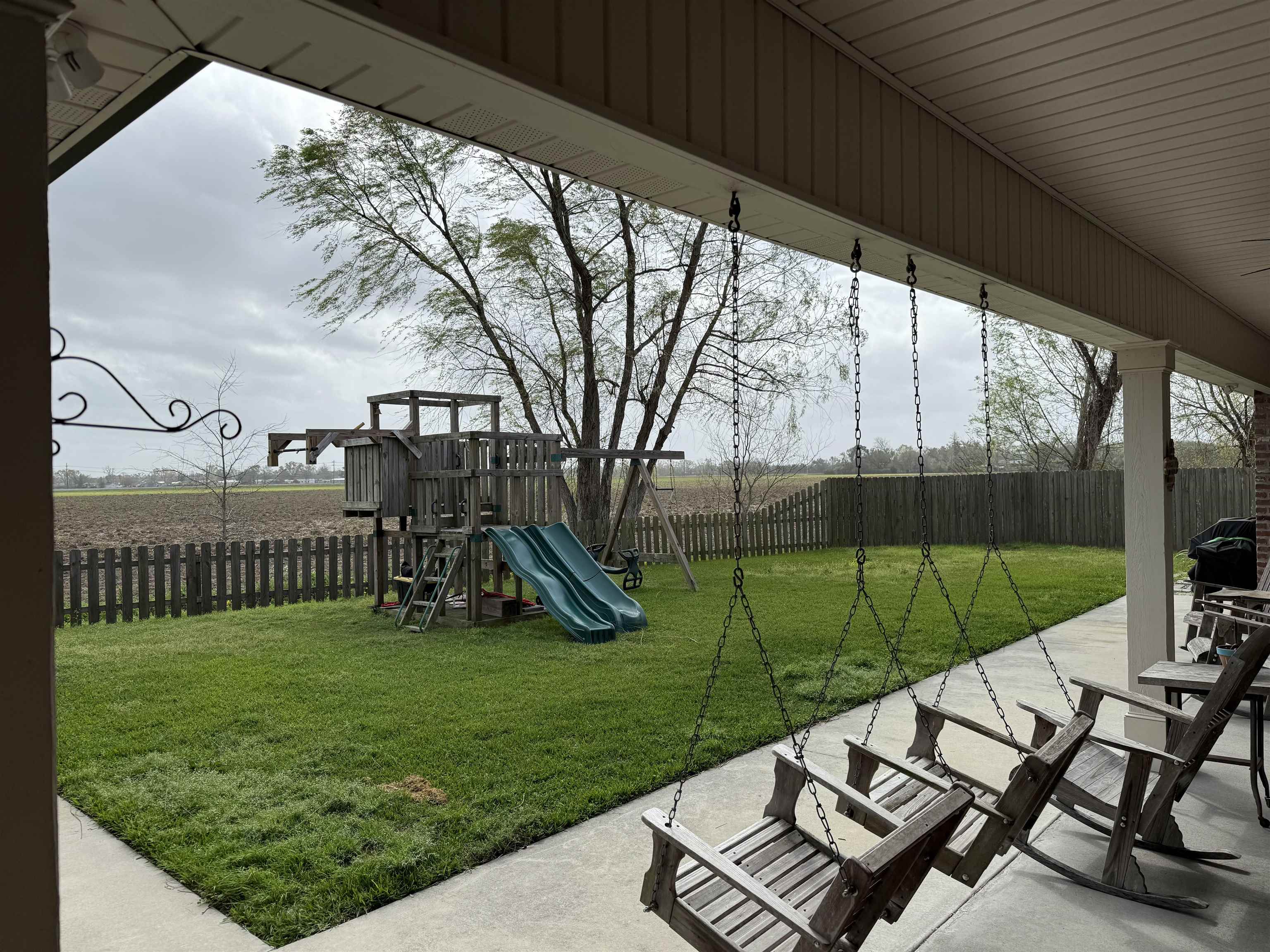 288 Northlake Drive, Thibodaux, Louisiana image 2