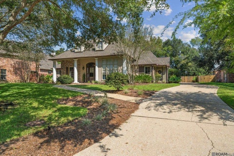 Homes For Sale - 36194 Bluff Oaks Ave<br/> Prairieville, LA 70769