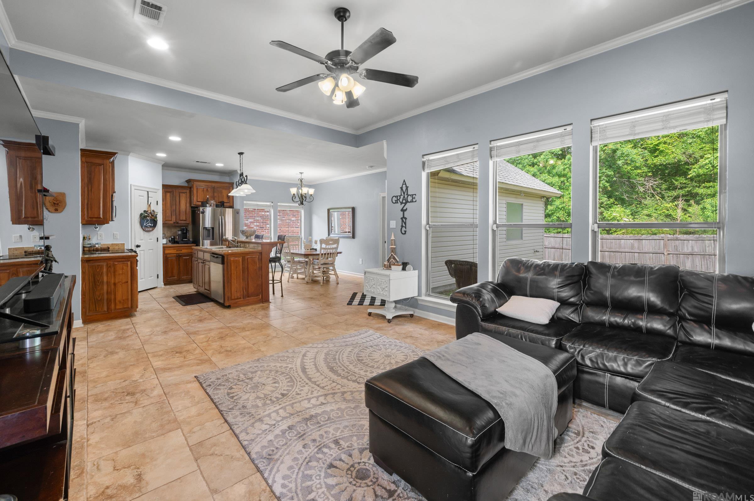 38209 Shelby Dr, Denham Springs, Louisiana image 3