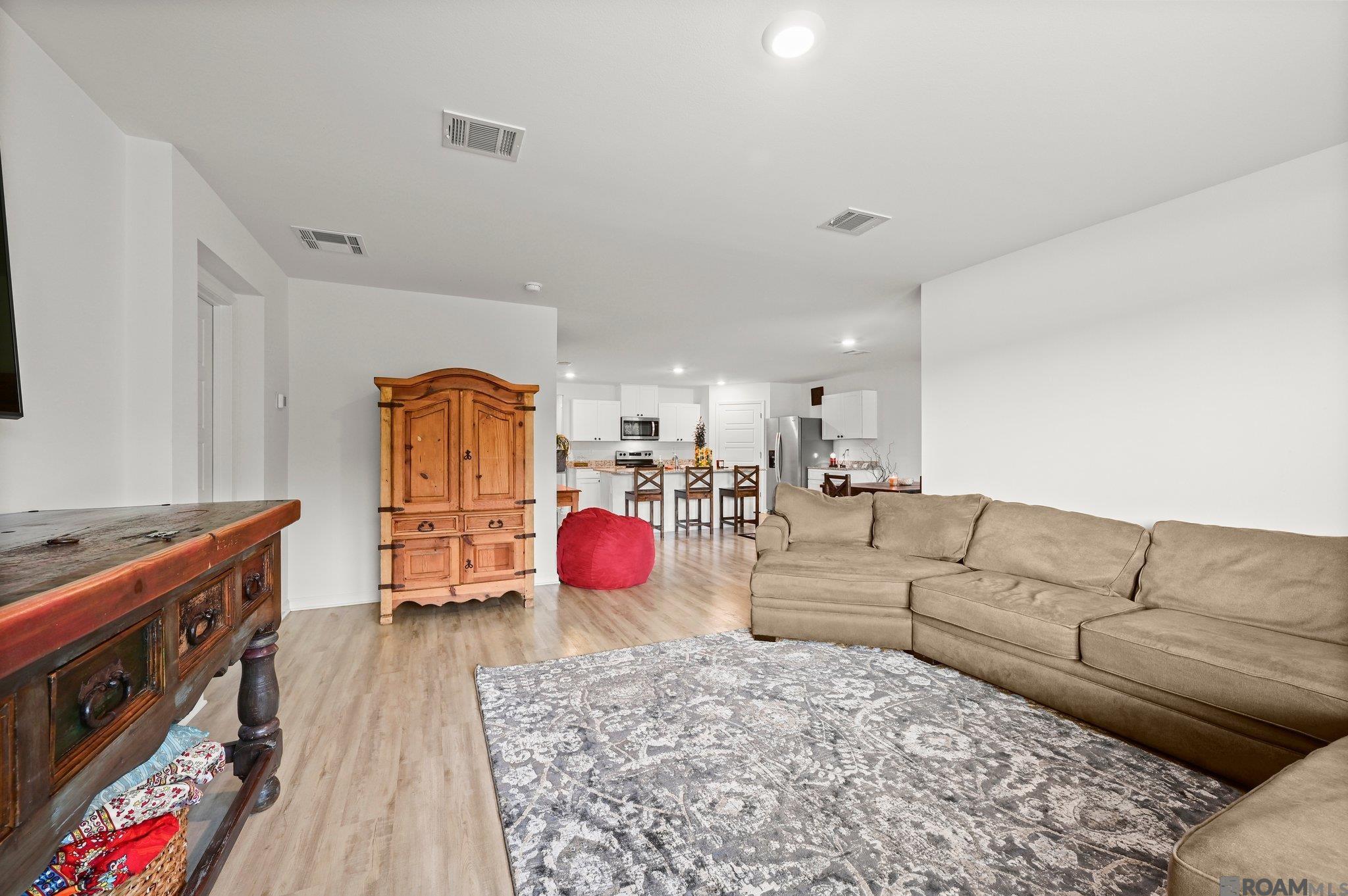 35326 Grovemont Dr, Denham Springs, Louisiana image 6
