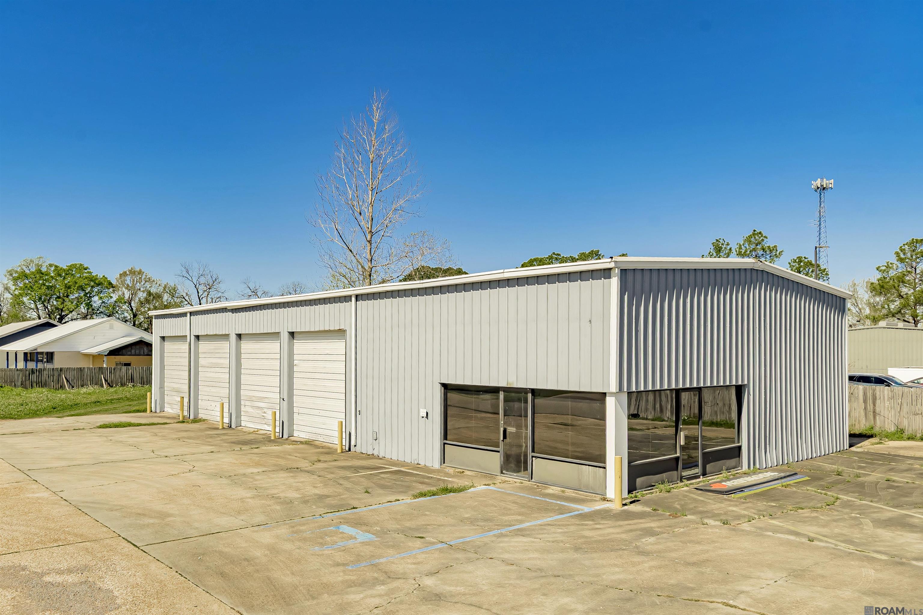 Photo 1 of 27 — 3442 Mary Dr, New Roads, LA 70760