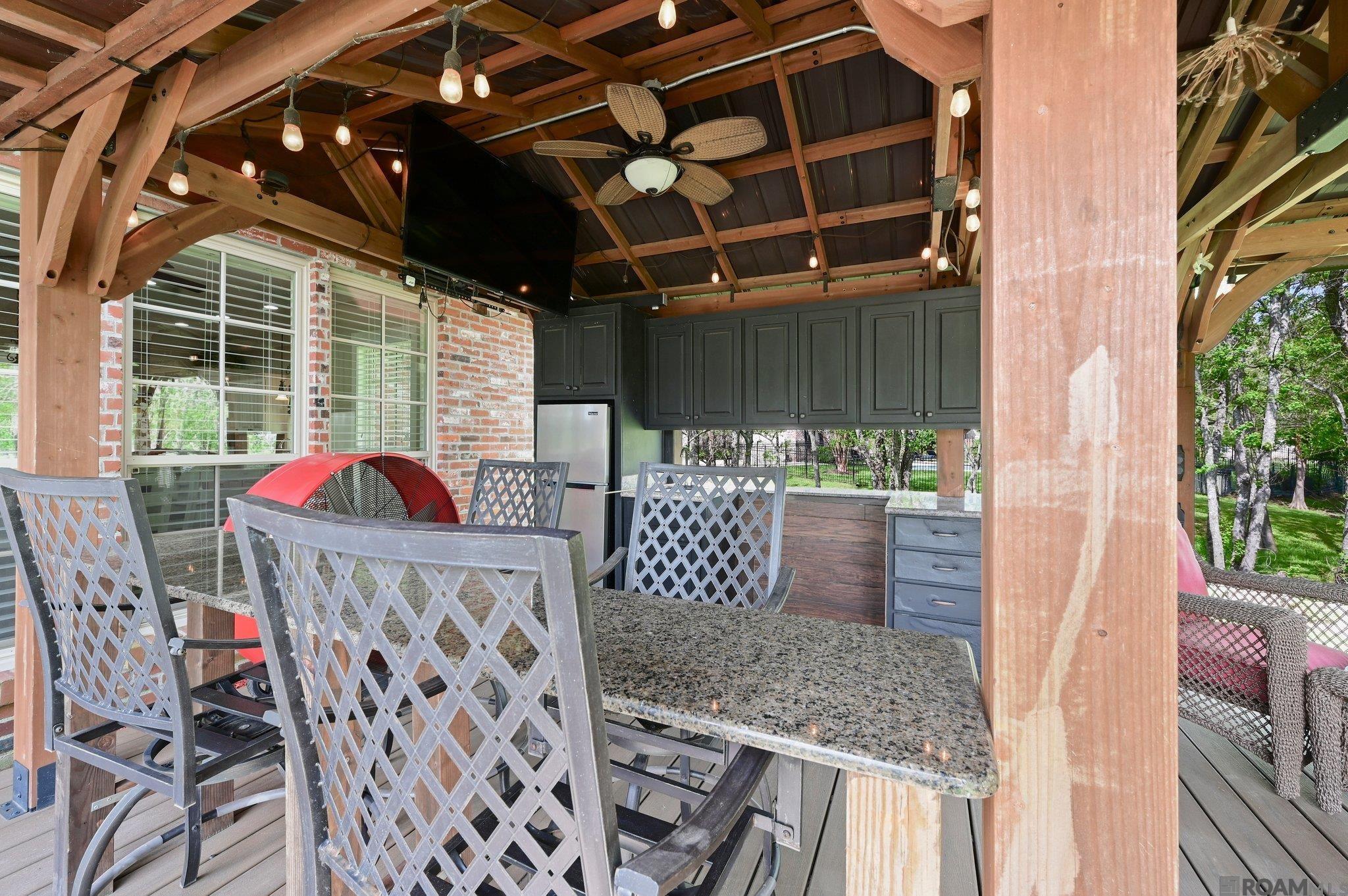 9285 Greystone Dr, Denham Springs, Louisiana image 30