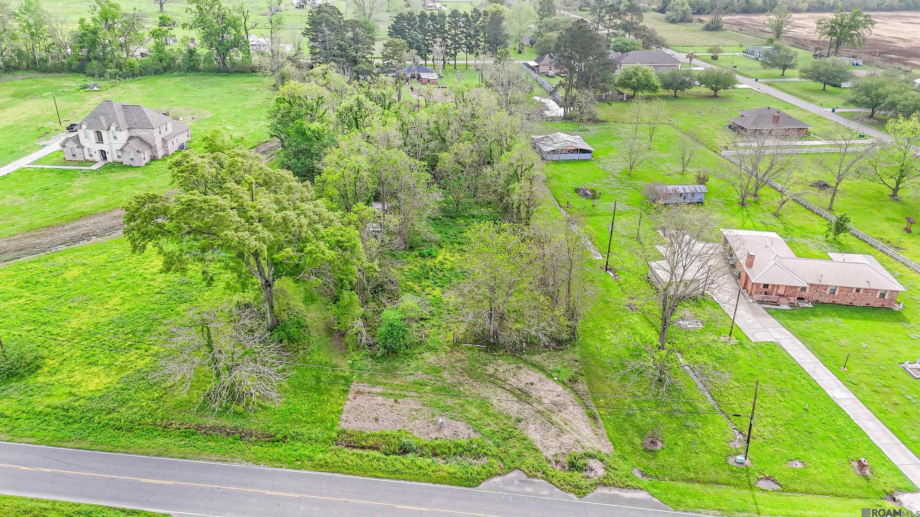 5726 Flynn Rd, Port Allen, Louisiana image 2