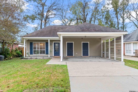 Homes For Sale - 17828 Barrett Ln<br/> Baton Rouge, LA 70817