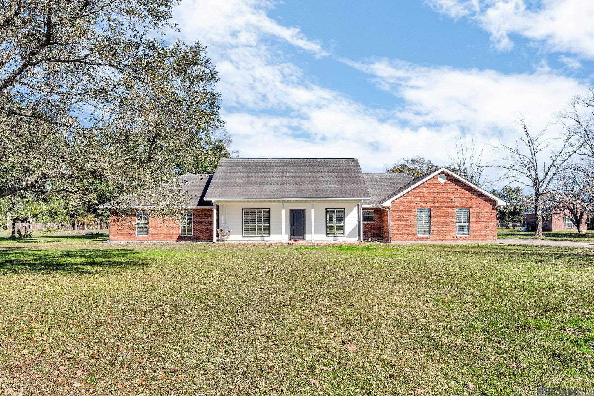 42056 Jamie Rd, Prairieville, Louisiana image 2