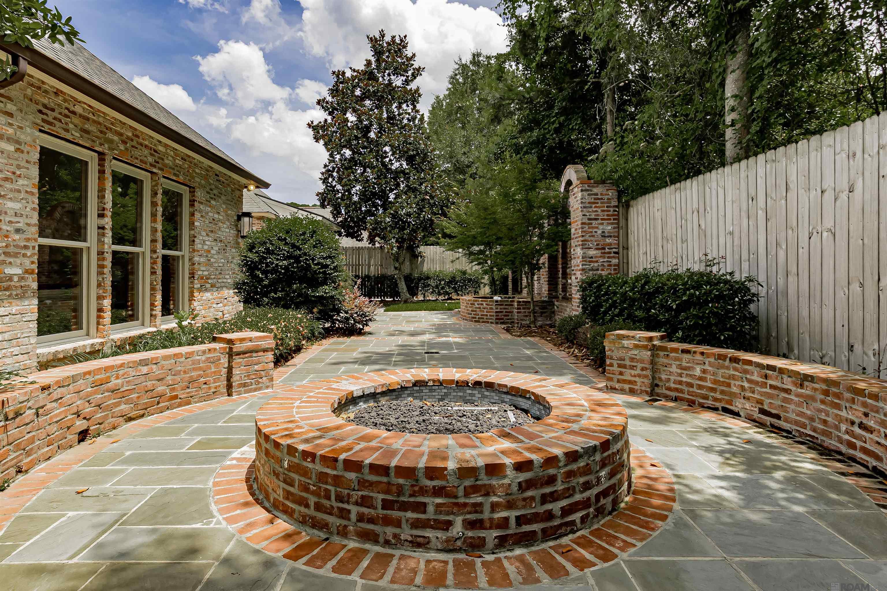 9806 Myrtle Ln, Baton Rouge, Louisiana image 36