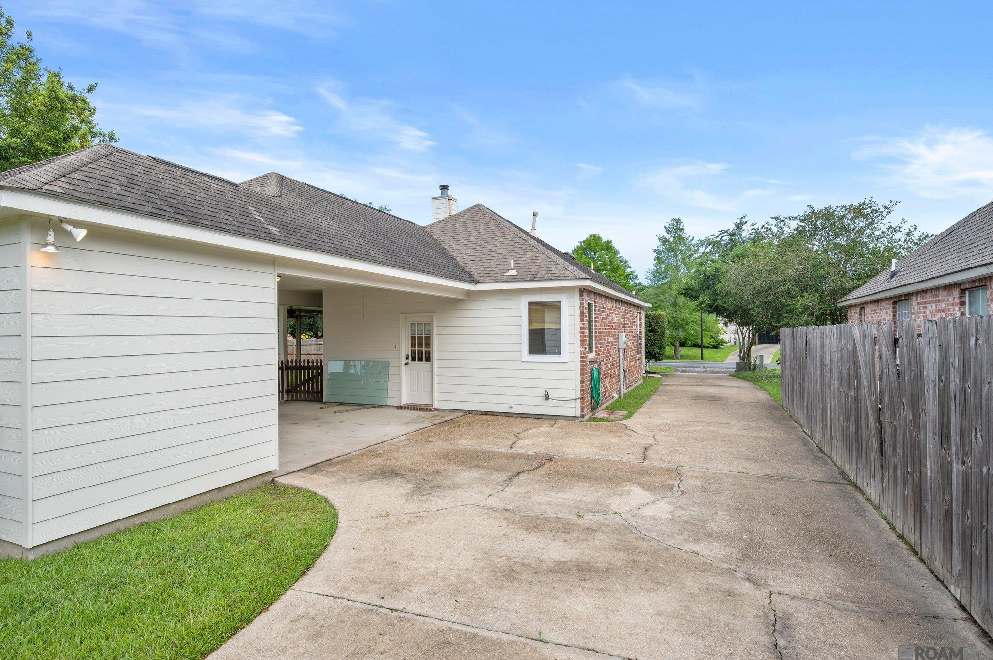 17346 Lake Wisteria Ave, Baton Rouge, Louisiana image 23