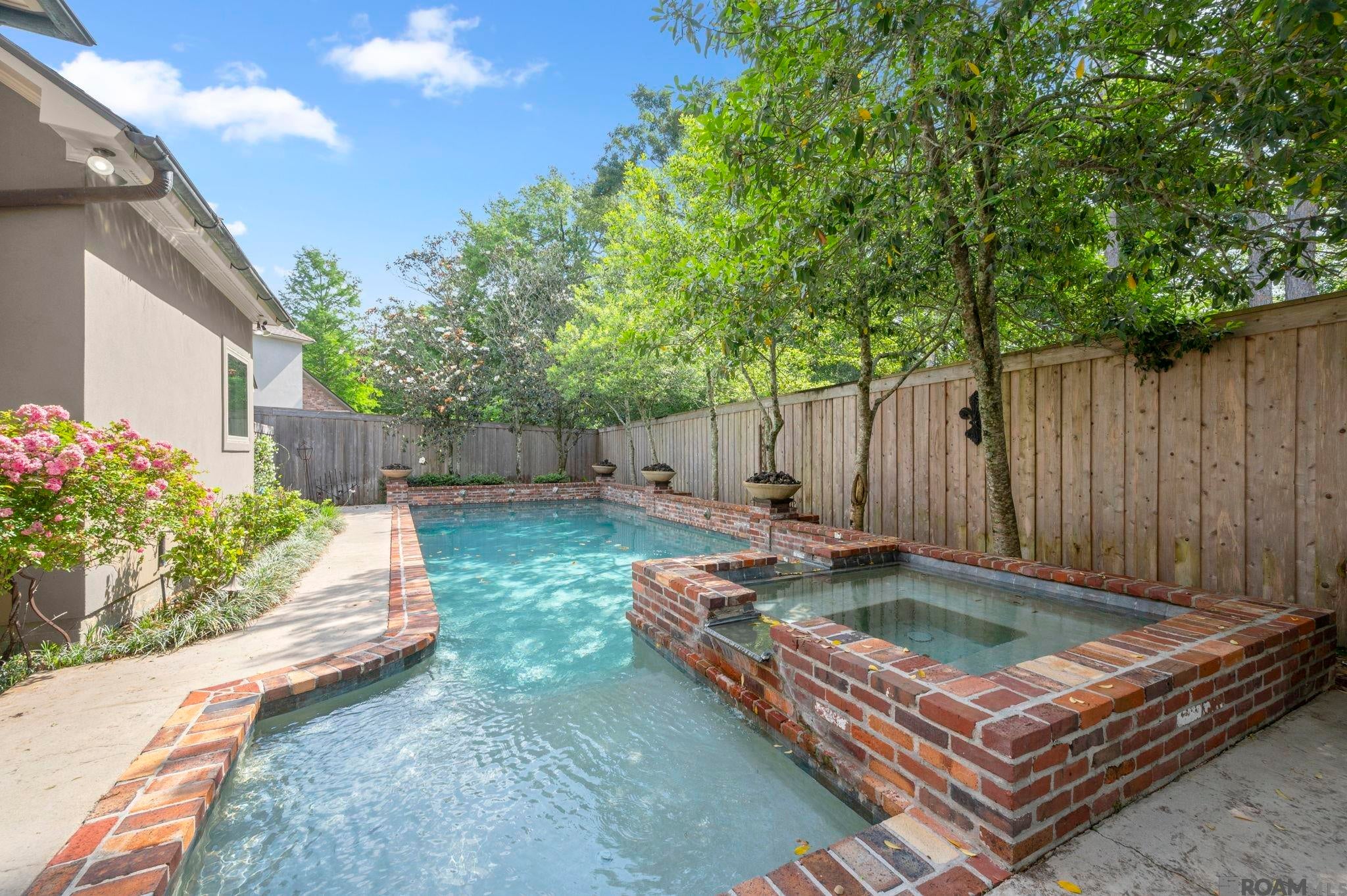 Baton Rouge, Louisiana, 70808, United States, 4 Bedrooms Bedrooms, ,5 BathroomsBathrooms,Residential,Active,2038944