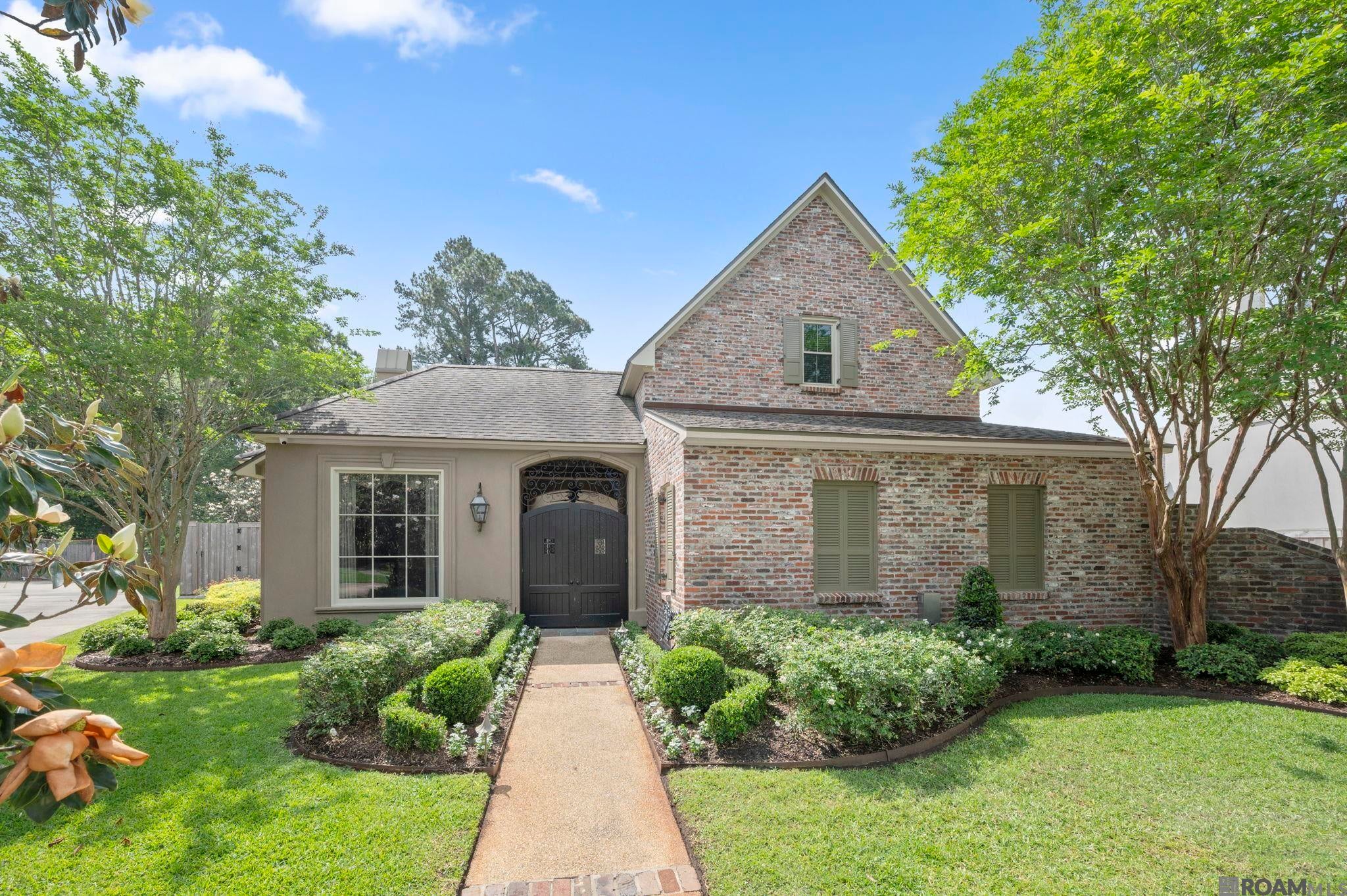 Baton Rouge, Louisiana, 70808, United States, 4 Bedrooms Bedrooms, ,5 BathroomsBathrooms,Residential,Active,2038944