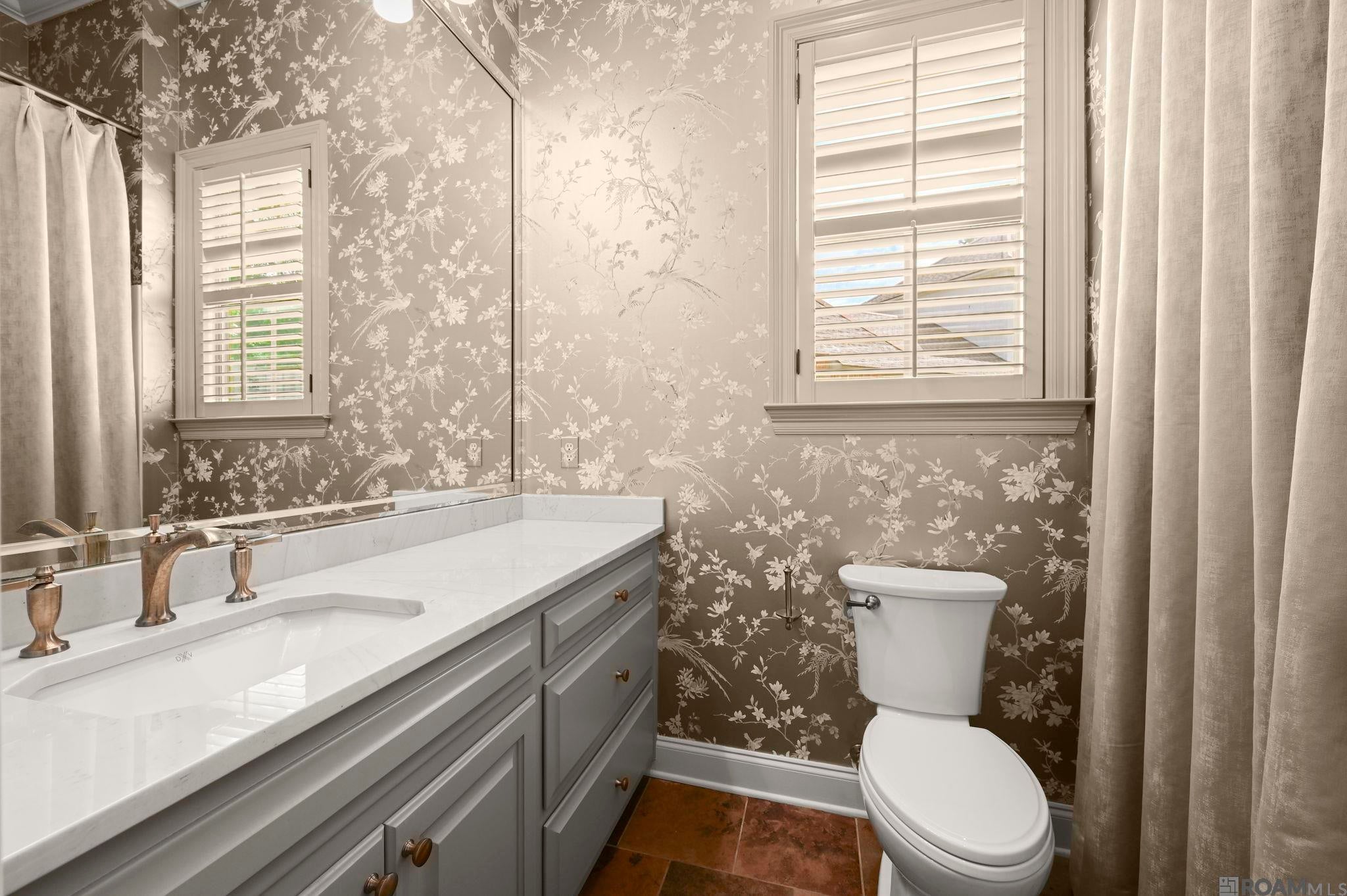 Baton Rouge, Louisiana, 70808, United States, 4 Bedrooms Bedrooms, ,5 BathroomsBathrooms,Residential,Active,2038944