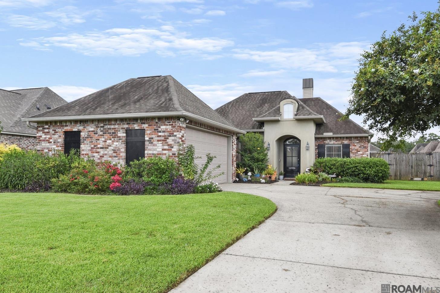 16936 Lynnwood Ave, Greenwell Springs, Louisiana image 1