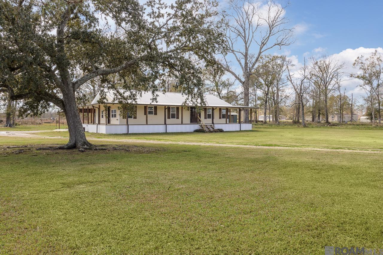 25430 Onellion Rd, Holden, Louisiana image 1