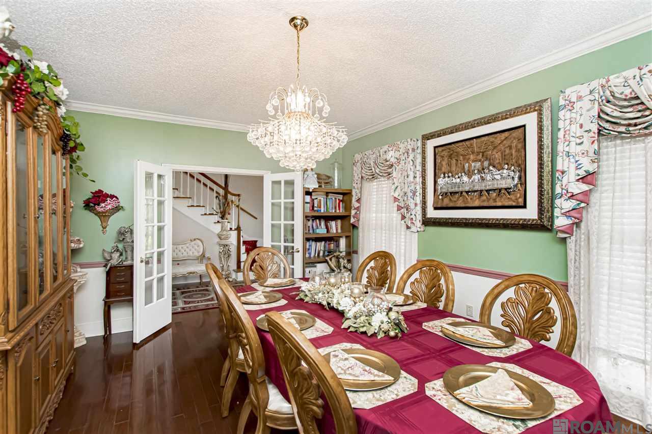 12111 N Lake Sherwood Ave, Baton Rouge, Louisiana image 18