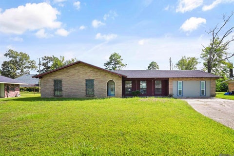 Homes For Sale - 9978 W Tams Dr<br/> Baton Rouge, LA 70815