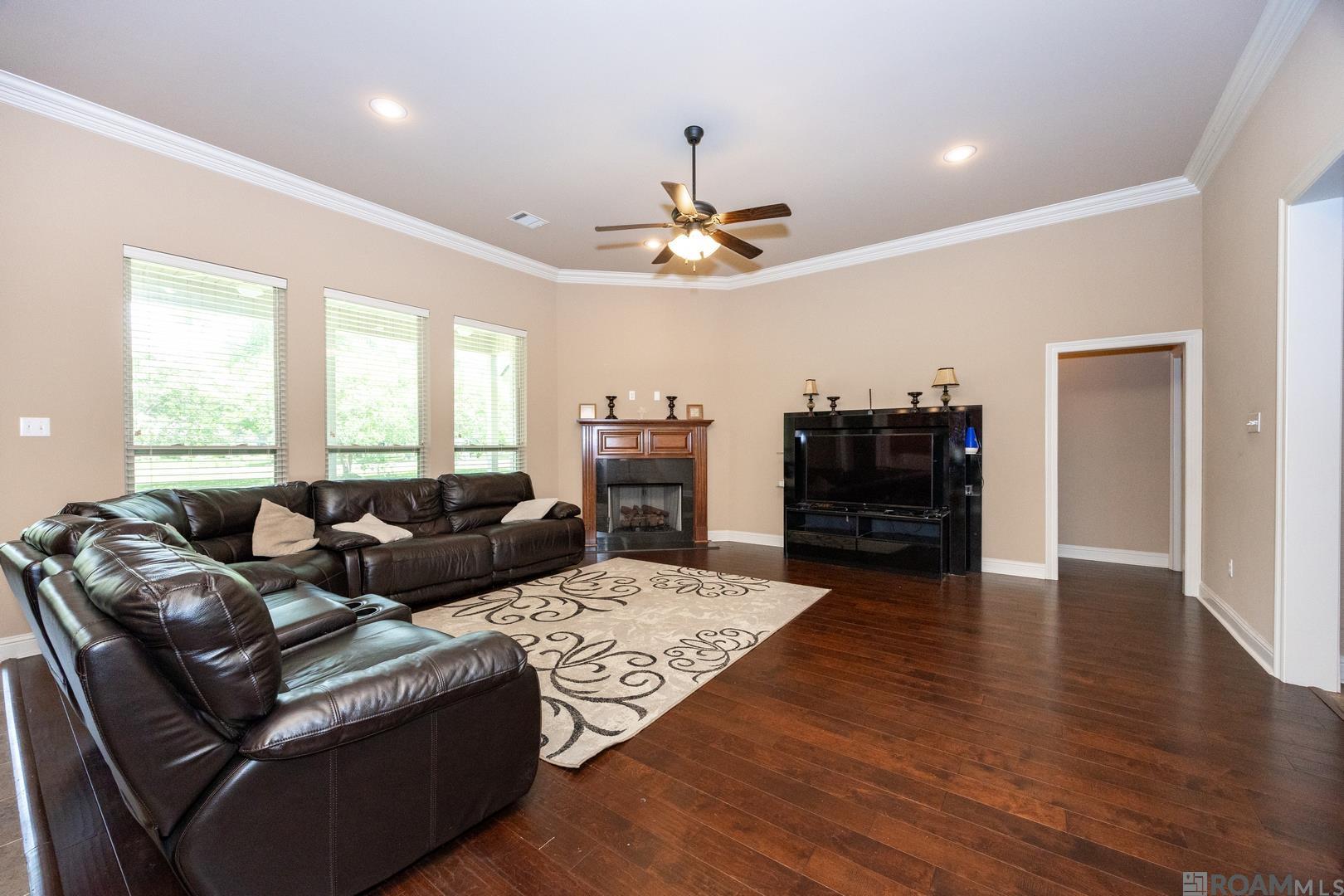 39078 Biltmore Ave, Gonzales, Louisiana image 8