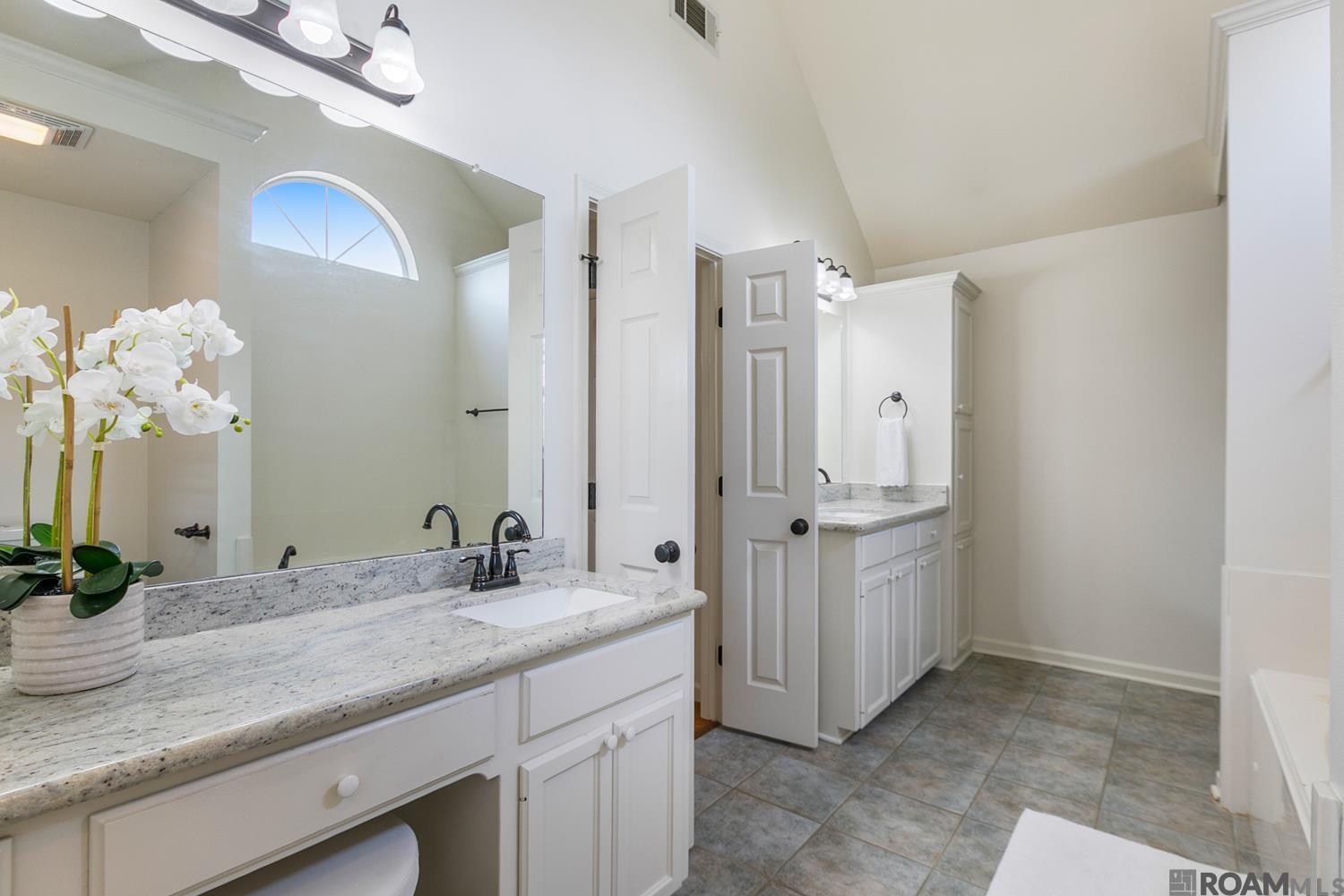18315 Lake Myrtle Dr, Baton Rouge, Louisiana image 7