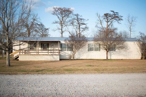 Mobile Home For Sale - 118 Philmore Burley Road<br/> Concordia County, Monterey, LA 71354