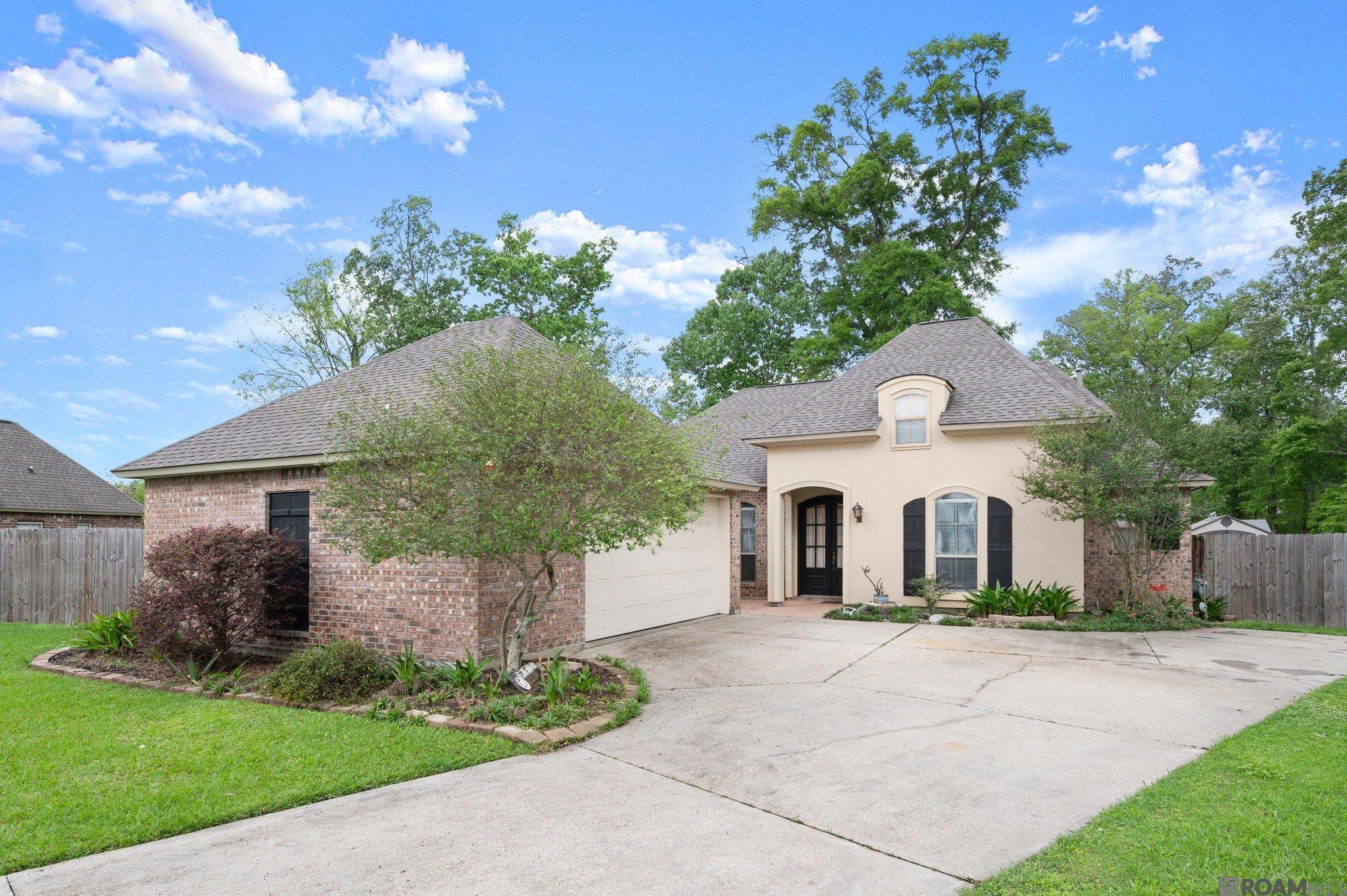 13245 Oak Knoll Dr, Geismar, Louisiana image 2