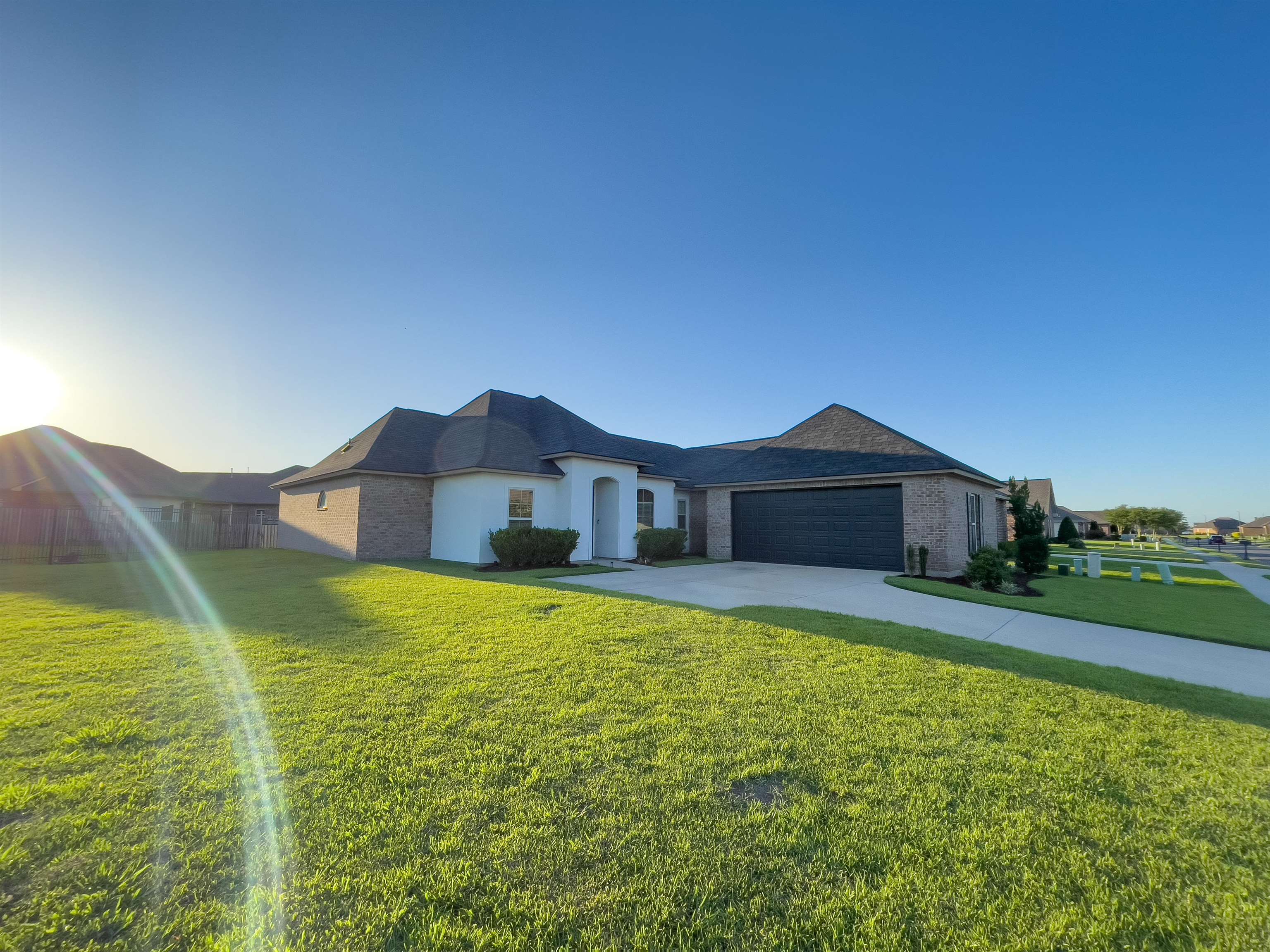 121 Lake Accardo Avenue, Thibodaux, Louisiana image 1