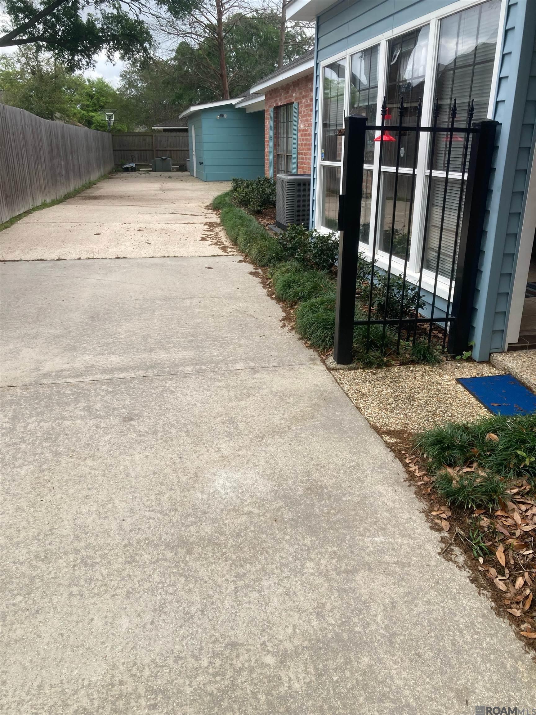 532 Woodstone Dr, Baton Rouge, Louisiana image 5