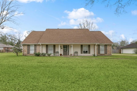 Homes For Sale - 1037 Crossbow Dr<br/> Baton Rouge, LA 70816