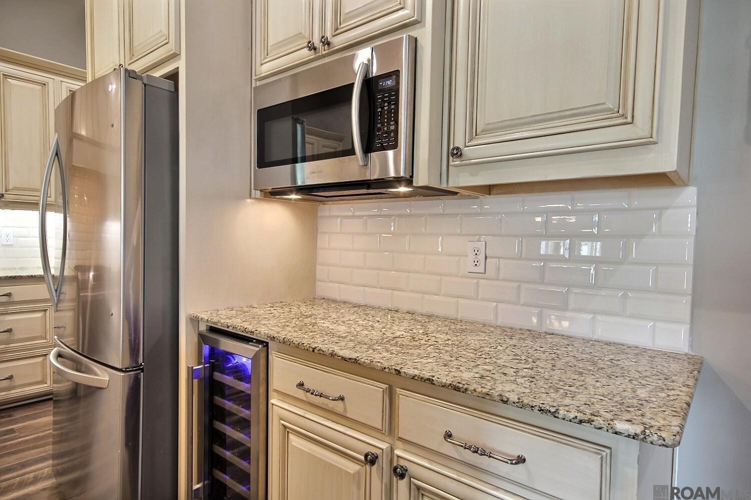 8099 Glacier Bay Dr, Denham Springs, Louisiana image 14