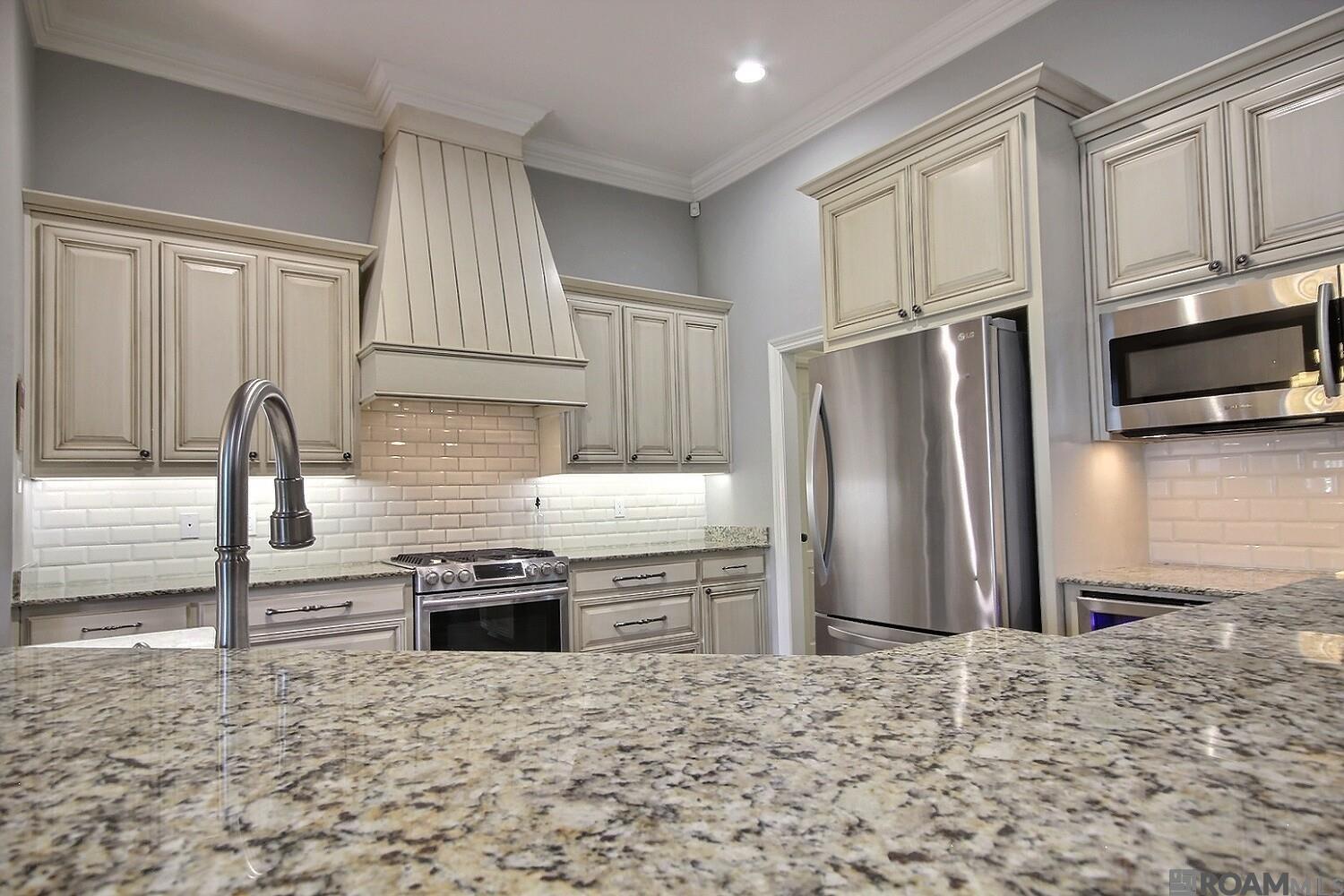 8099 Glacier Bay Dr, Denham Springs, Louisiana image 13