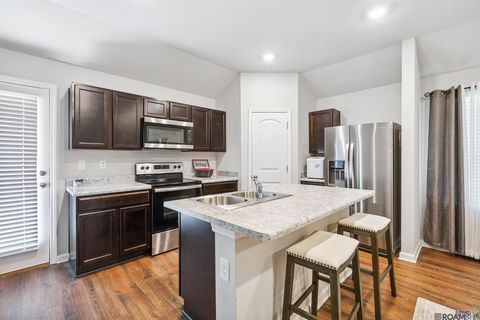 Homes For Sale - 5652 Magnolia De Percy Dr<br/> Iberville County, Carville, LA 70721