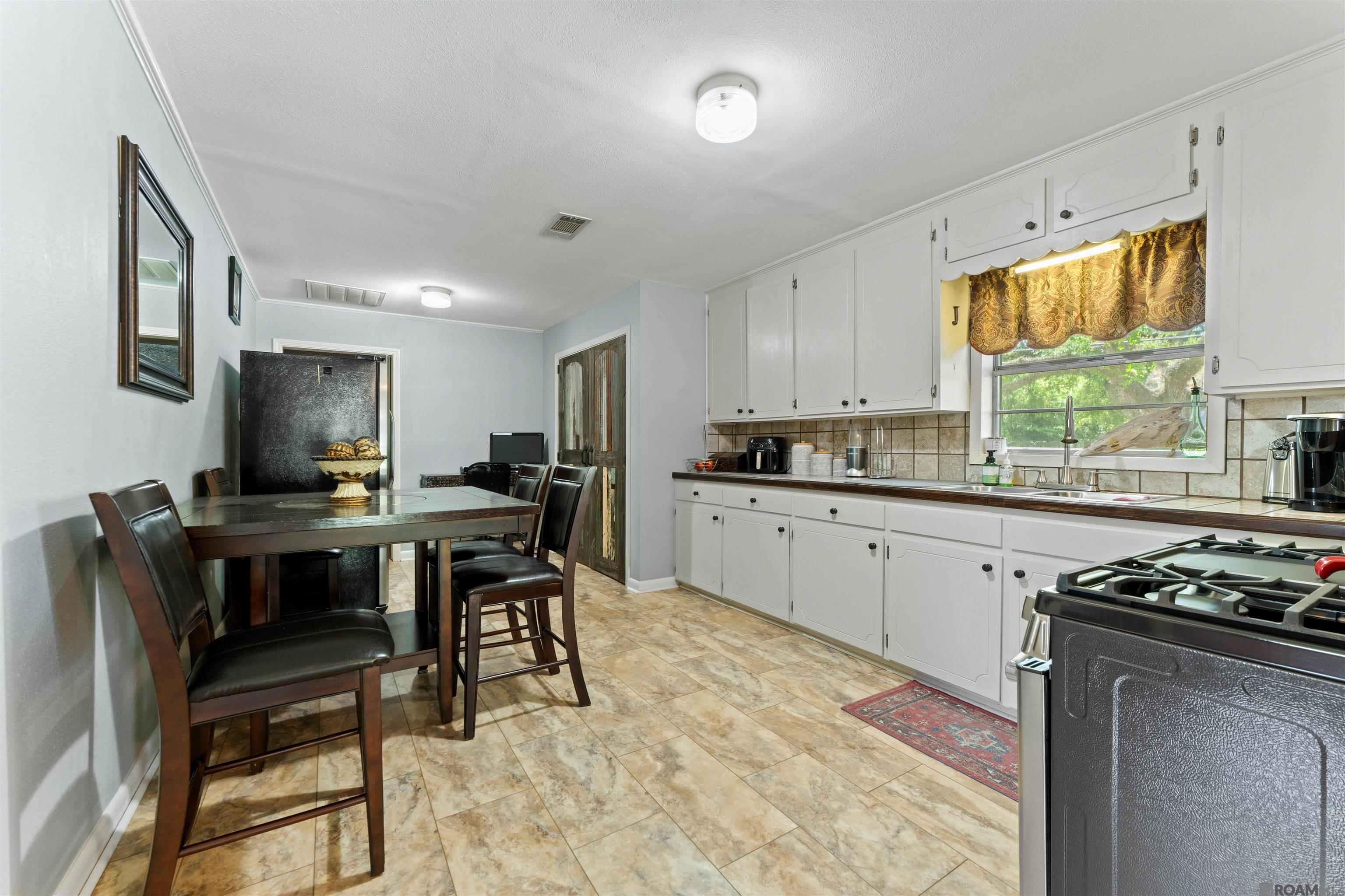 238 Whitehead Blvd, Port Allen, Louisiana image 6
