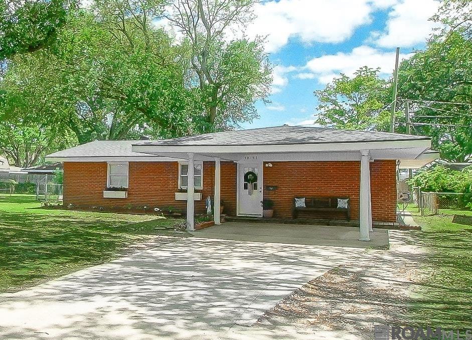 59153 Laurel St, Plaquemine, Louisiana image 1