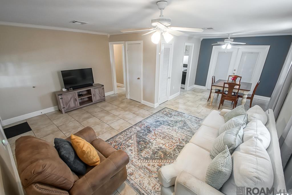 59153 Laurel St, Plaquemine, Louisiana image 2