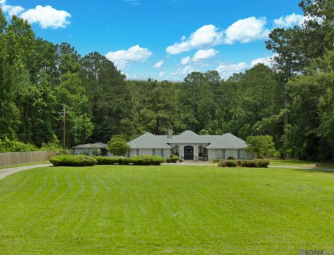 Homes For Sale - 1024 Hatchell Ln<br/> Denham Springs, LA 70726