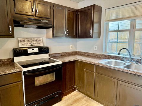 Condo For Sale - 15790 Riverdale Ave #45<br/> Baton Rouge, LA 70816