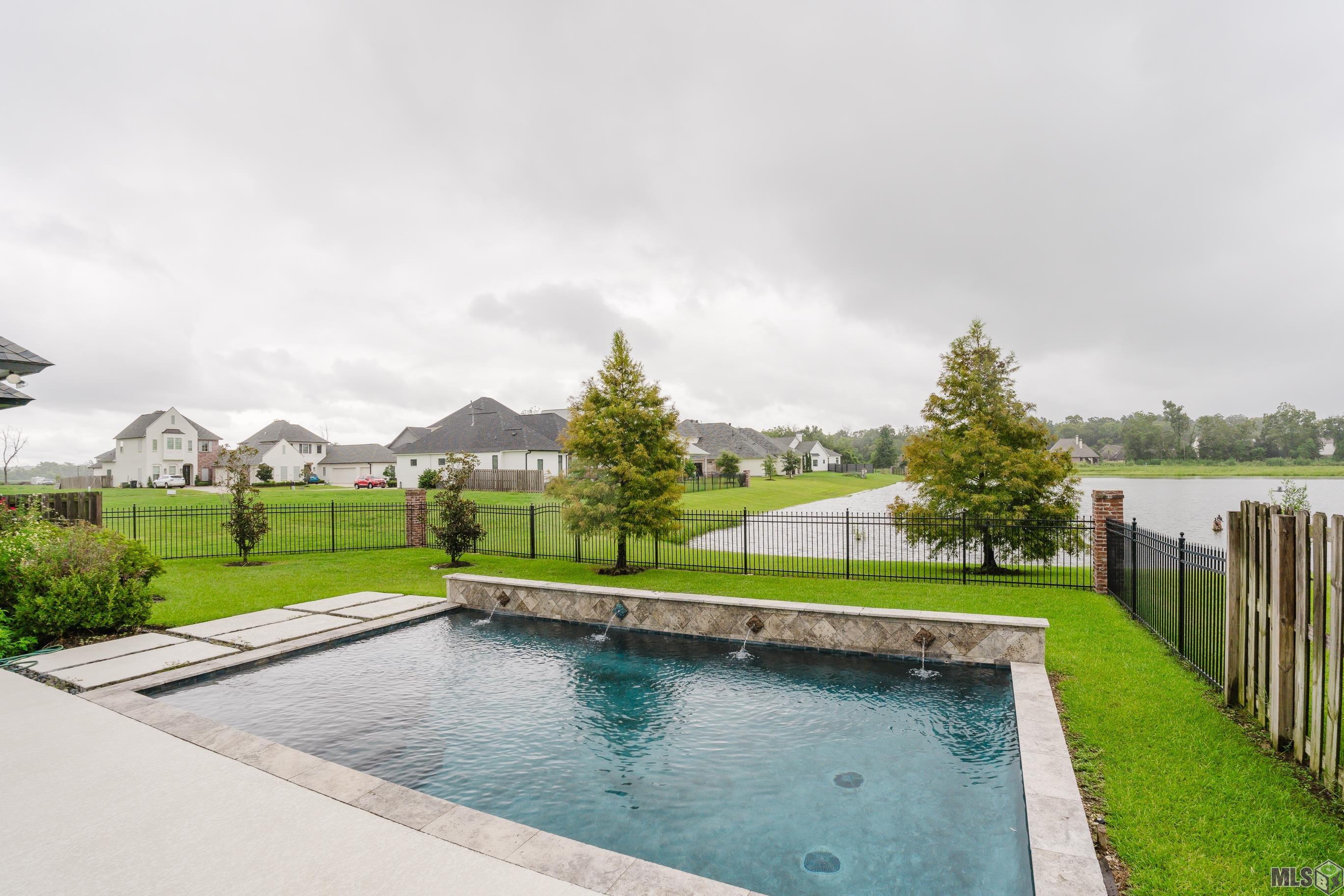 13621 Brook Point Dr, Baton Rouge, Louisiana image 50