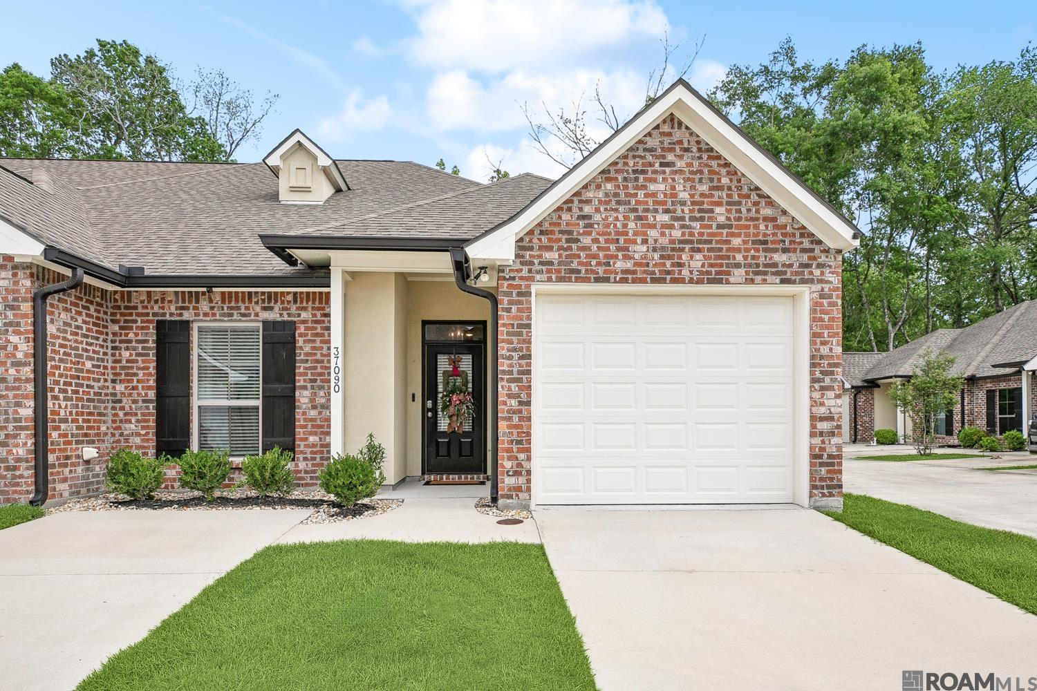 37090 Woodbine Ct, Prairieville, Louisiana image 1